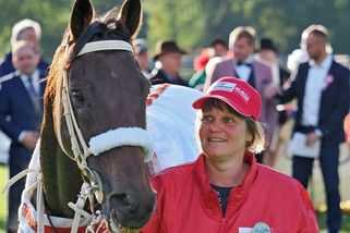 Nezvykle nízký počet koní ještě klesl. Startovní listina Velké pardubické končí desítkou! - Sport.cz